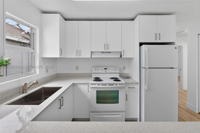 731 SW 10th St, Florida City, FL 33034