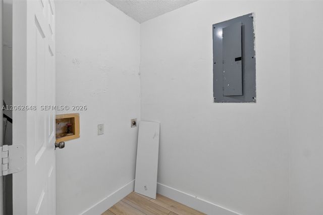 731 SW 10th St, Florida City, FL 33034