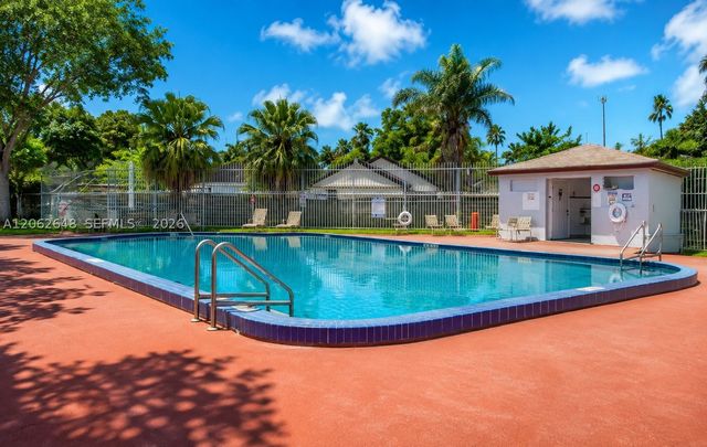 731 SW 10th St, Florida City, FL 33034