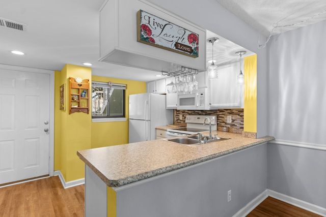 1301 Pridgen Rd Apt 1004, Myrtle Beach, SC 29577