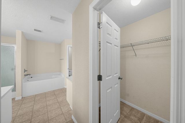 2019 Wanda Avenue N, Lehigh Acres, FL 33971