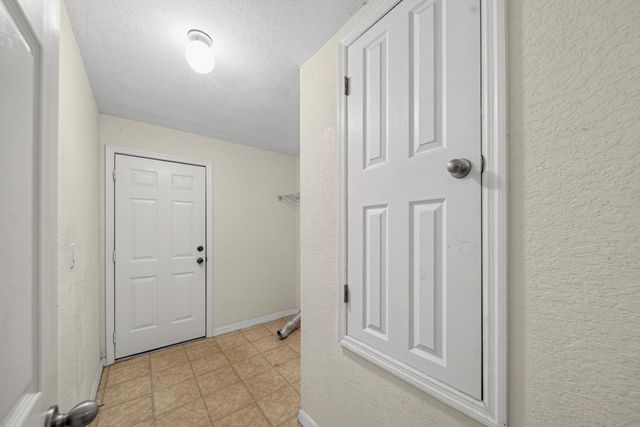 2019 Wanda Avenue N, Lehigh Acres, FL 33971