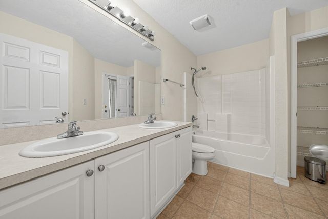 2019 Wanda Avenue N, Lehigh Acres, FL 33971