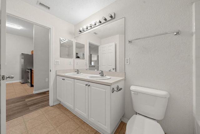 2019 Wanda Avenue N, Lehigh Acres, FL 33971