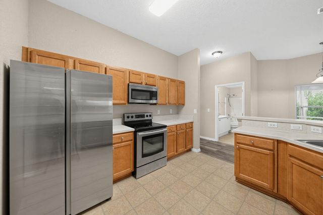 2019 Wanda Avenue N, Lehigh Acres, FL 33971
