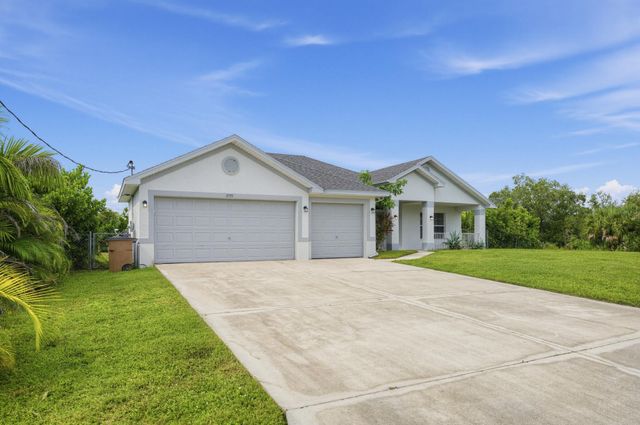 2019 Wanda Avenue N, Lehigh Acres, FL 33971