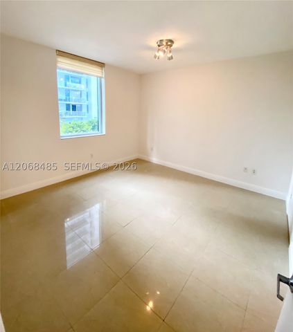 1060 Brickell Ave 1413, Miami, FL 33131