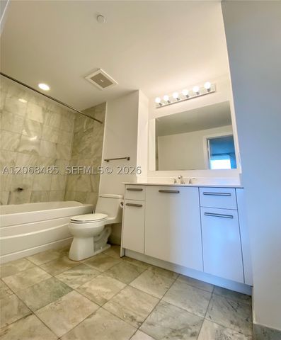1060 Brickell Ave 1413, Miami, FL 33131