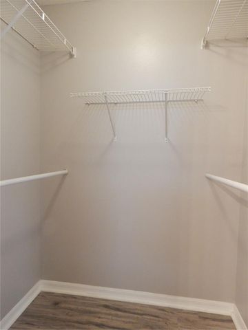 5827 MEADOWPARK PLACE, Lithia, FL 33547