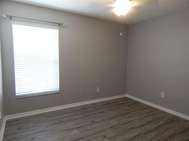 5827 MEADOWPARK PLACE, Lithia, FL 33547
