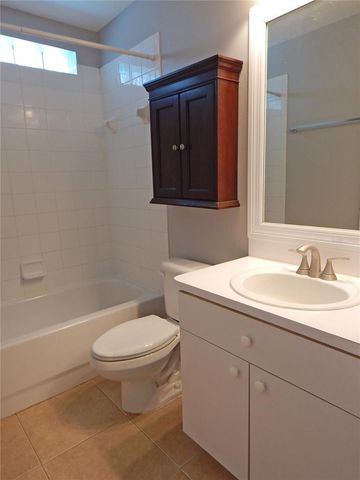 5827 MEADOWPARK PLACE, Lithia, FL 33547