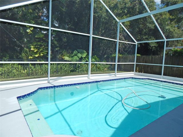 5827 MEADOWPARK PLACE, Lithia, FL 33547
