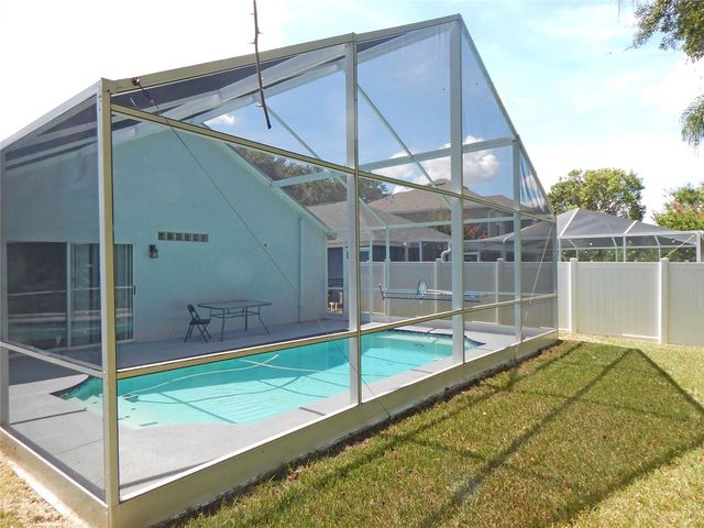 5827 MEADOWPARK PLACE, Lithia, FL 33547