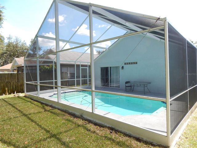 5827 MEADOWPARK PLACE, Lithia, FL 33547