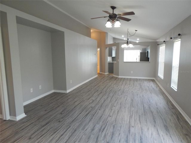 5827 MEADOWPARK PLACE, Lithia, FL 33547