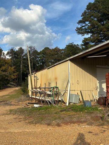 3177 Highway 24, Camden, AR 71701