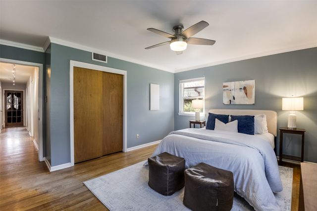 5054 Cockrell Avenue, Fort Worth, TX 76133