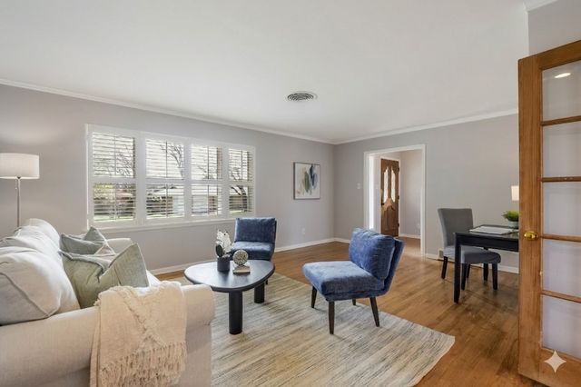 5054 Cockrell Avenue, Fort Worth, TX 76133