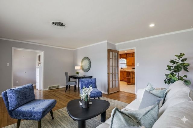 5054 Cockrell Avenue, Fort Worth, TX 76133