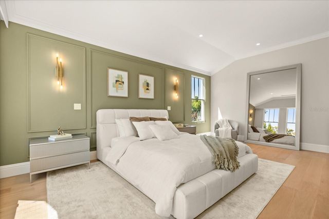 1006 E HARWOOD STREET, Orlando, FL 32803