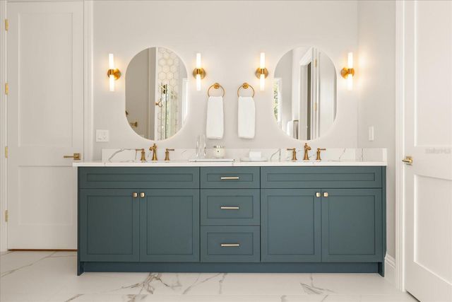 1006 E HARWOOD STREET, Orlando, FL 32803