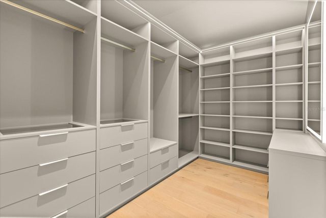 1006 E HARWOOD STREET, Orlando, FL 32803