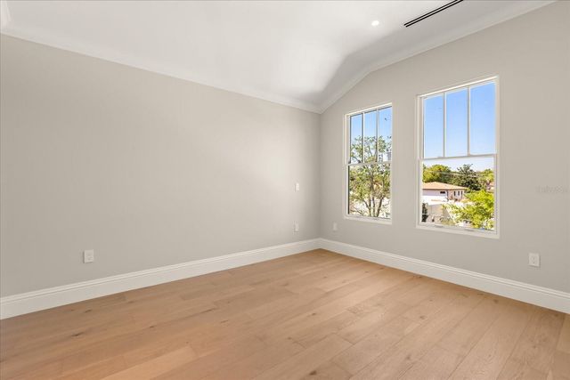 1006 E HARWOOD STREET, Orlando, FL 32803