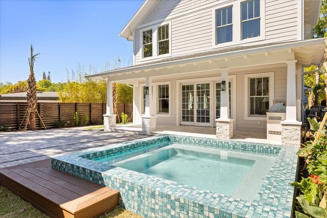 1006 E HARWOOD STREET, Orlando, FL 32803