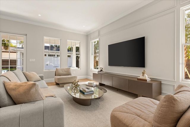 1006 E HARWOOD STREET, Orlando, FL 32803