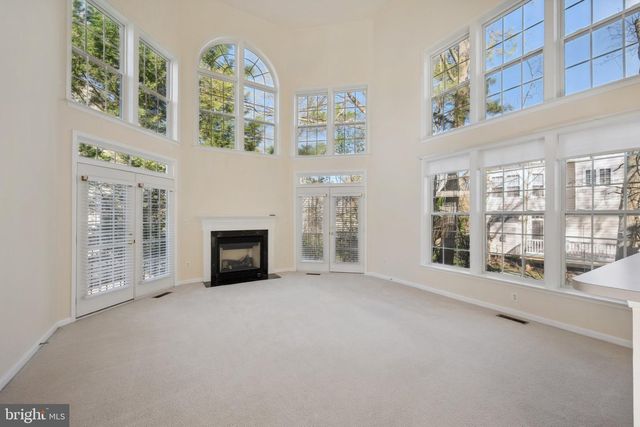 40396 MILFORD DR, Broadlands, VA 20148