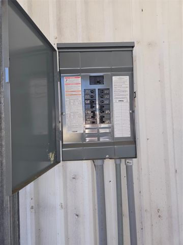 375 Toledo Beach Drive, Hemphill, TX 75948