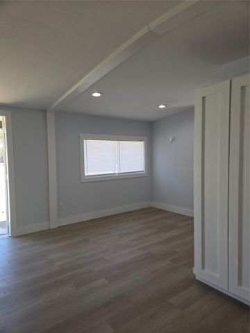 375 Toledo Beach Drive, Hemphill, TX 75948