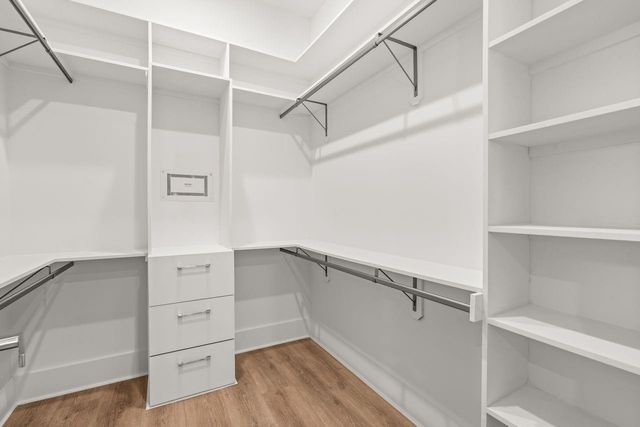 607 Skyland Terrace Way, Houston, TX 77009
