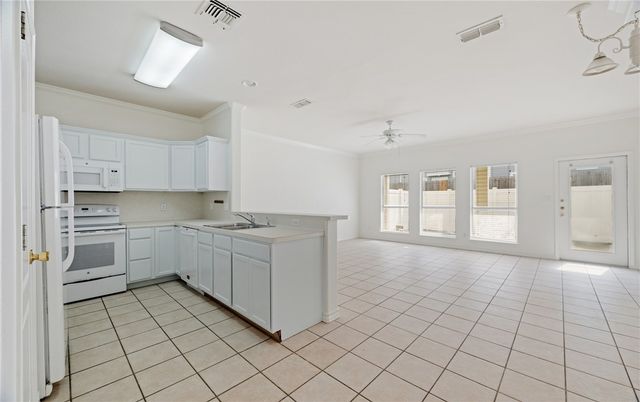 15110 Leeward Dr 303, Corpus Christi, TX 78418