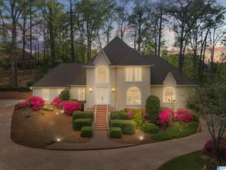 2001 COUNTRY RIDGE CIRCLE, Vestavia Hills, AL 35243