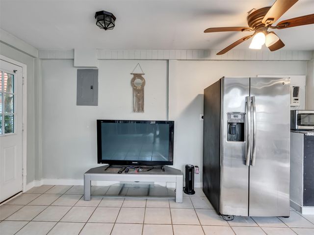 3529 Avenue M, Galveston, TX 77550
