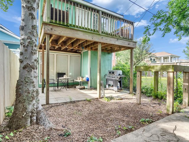 3529 Avenue M, Galveston, TX 77550
