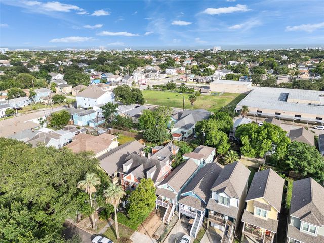 3529 Avenue M, Galveston, TX 77550