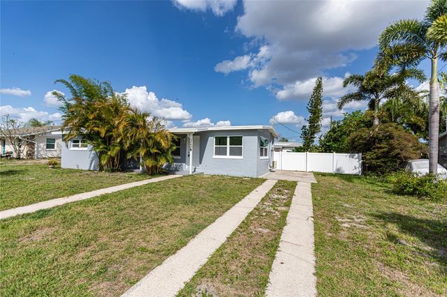 3208 PINETREE STREET, Port Charlotte, FL 33952