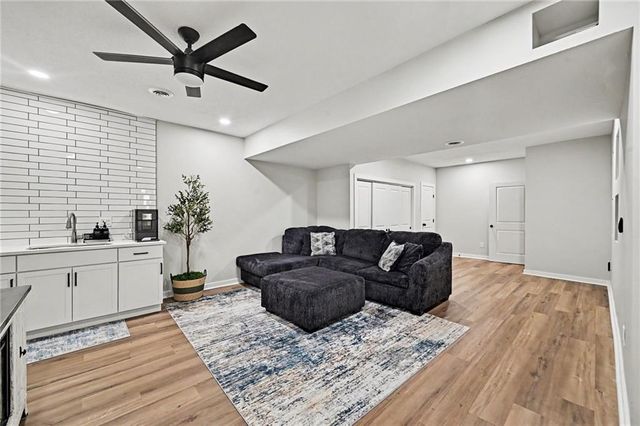 12760 N Imperial Drive, Platte City, MO 64079