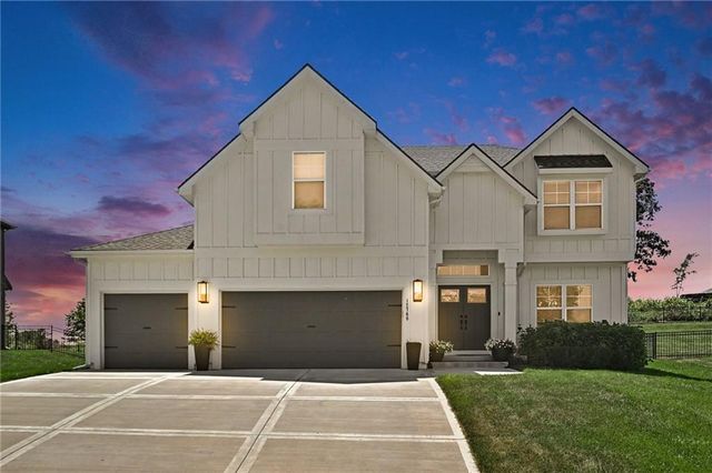 12760 N Imperial Drive, Platte City, MO 64079