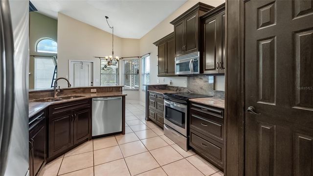 522 HARDWOOD CIRCLE, Orlando, FL 32828