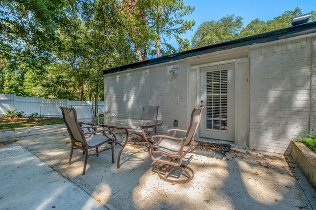 5556 Lumberjack Lane, Tallahassee, FL 32303