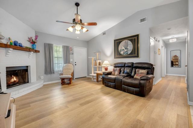 5556 Lumberjack Lane, Tallahassee, FL 32303
