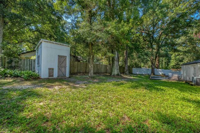5556 Lumberjack Lane, Tallahassee, FL 32303