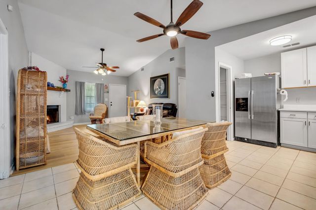 5556 Lumberjack Lane, Tallahassee, FL 32303