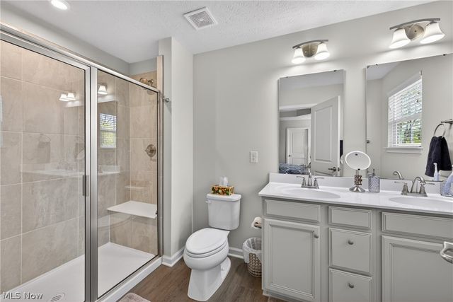 7310 Hillshire Drive, Painesville, OH 44077