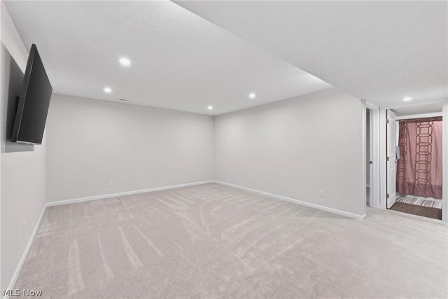 7310 Hillshire Drive, Painesville, OH 44077