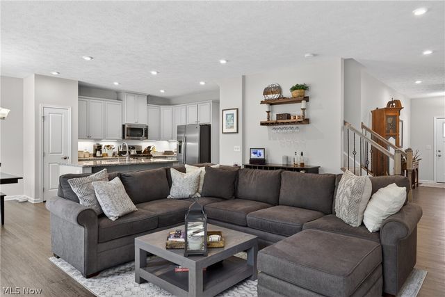 7310 Hillshire Drive, Painesville, OH 44077
