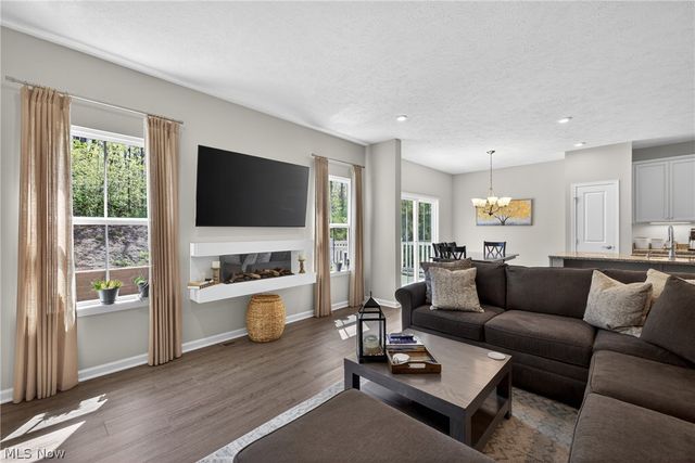 7310 Hillshire Drive, Painesville, OH 44077